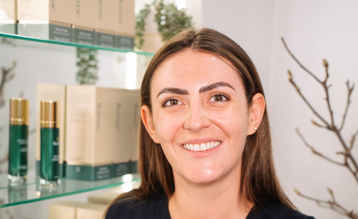 Kayleigh's skincare clinical trial with Ilumaé